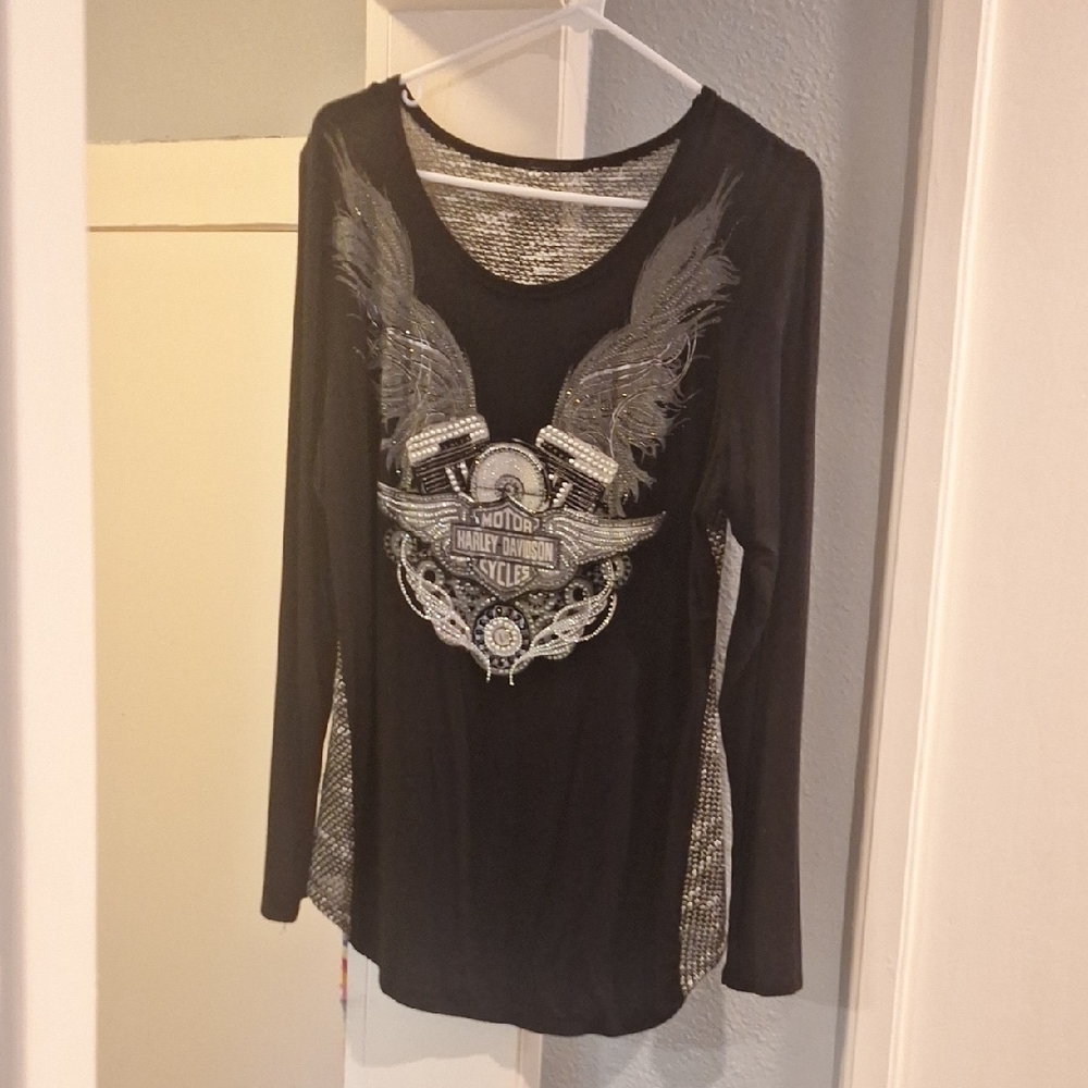 Harley-Davidson Black Long Sleeve with Silver Winged Graphic